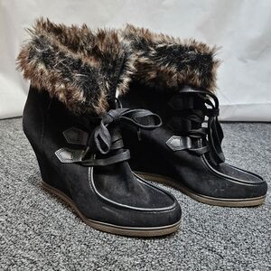 Merona Jaden Faux Suede Shearling Black Wedge Lace Up Boots Size 8